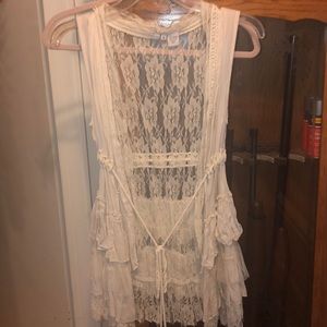 Cream Sleeveless Cardigan